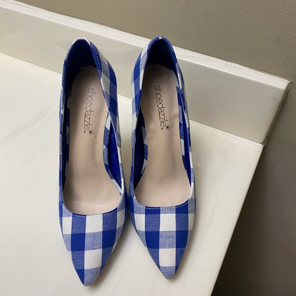 Shoe Dazzle Elizabeth Heel - Picture 2 of 4